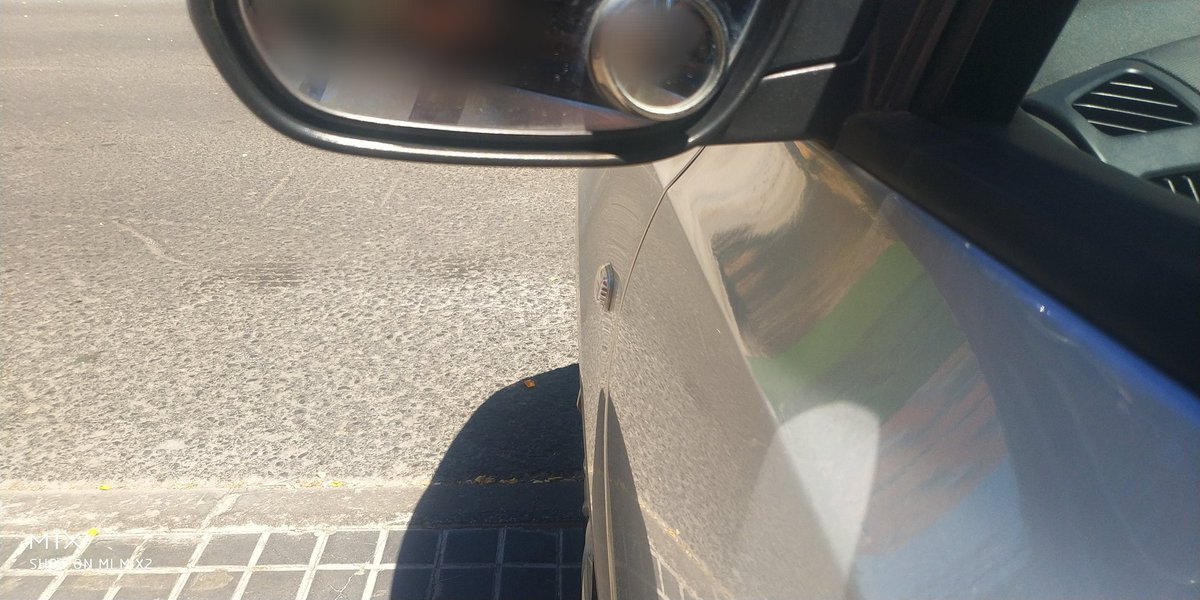 fmg_nokia's tweet photo. Hola .@PoliciaAlcorcon .@EsmasAlcorcon .
Os envío estás fotografías para que tomen nota sobre que no se ve a los vehículos que puedan venir por la vía de Pablo Picasso si quieres incorporarte desde Amazonas, y eso que todavía falta que pongan un contenedor más.
#Alcorcón Gracias! https://t.co/Utr4xcFELJ
