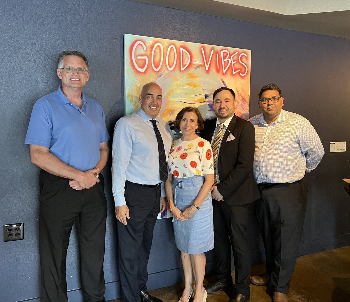 BofillMaria's tweet photo. Thank you @Chan_Delon @DuaneRobson @CanEdmondBP for a great retirement celebration!! I'll miss working with you all!! https://t.co/vi0EJQvlAm