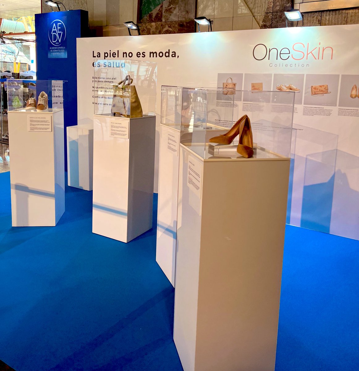 aedv_es's tweet photo. #AEDV2022
🗣️💬 Cuéntanos una experiencia relacionada con los artículos de la colección #OneSkin y la importancia del diagnóstico dermatológico 👠👞💼👛👝 #LaPielNoEsModa
¡Tu participación puede tener premio! 🎁🎉
ℹ Consulta las bases
📲 https://t.co/2HAxaabmRT https://t.co/CRbwJlUI0Q