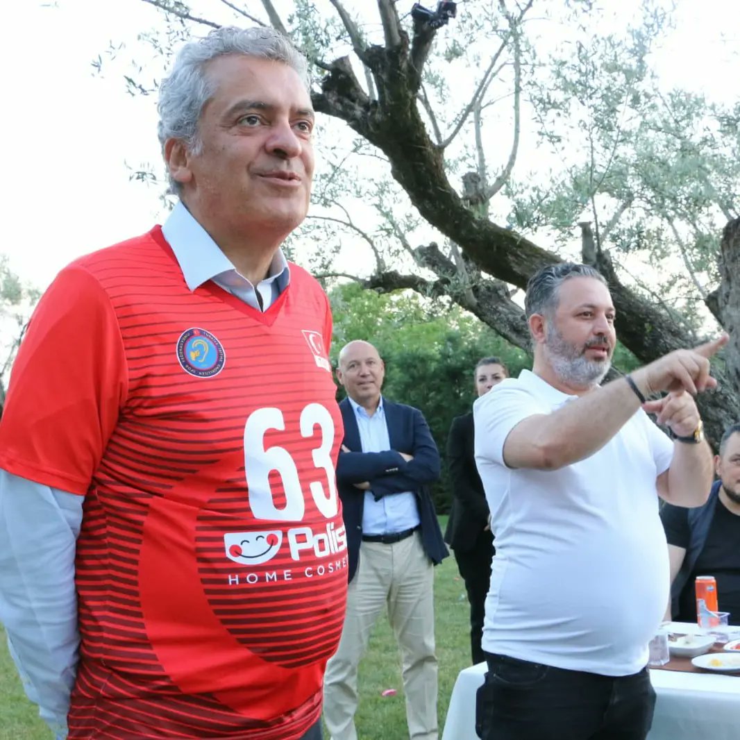 Olimpiyat Şampiyonu Voleybol Kadınlar ve Erkekler Milli Takım destekçimiz Polisan Home Cosmetics  'e Millilerimize yaptıkları güzel sürpriz ve davet için teşekkür ediyoruz. 🇹🇷🇹🇷🇹🇷