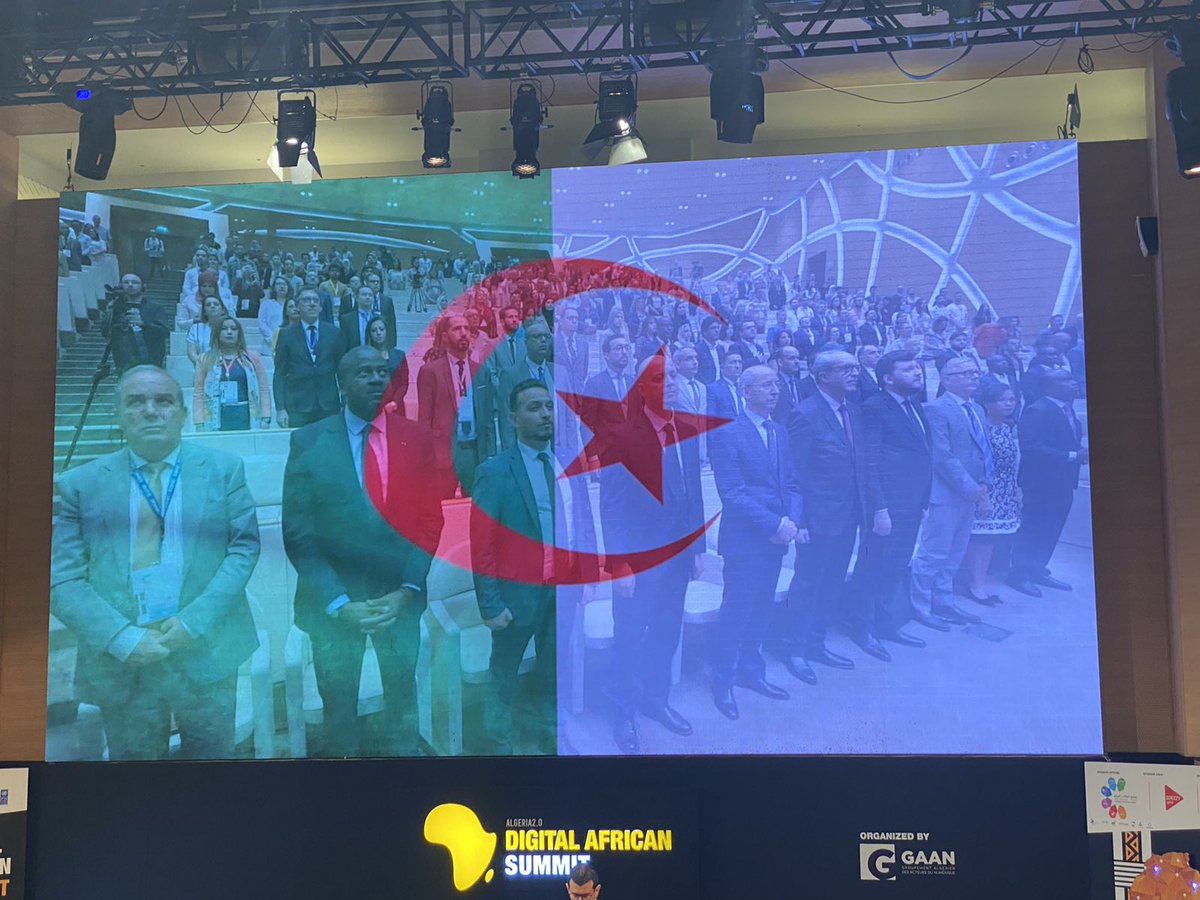 icosnet1's tweet photo. 🌐Day 2 Digital African Summit 🌐

L'inauguration officielle du salon Digital African Summit par les officiels🌐 suivi par une visite du VILLAGE STARTUPS et du stand ICOSNET en présence de Mr Ali Azzouz PDG ICOSNET 🤝

#Village_startup_icosnet #digitalafricansummit #icosnet https://t.co/ejzxDCAOUX