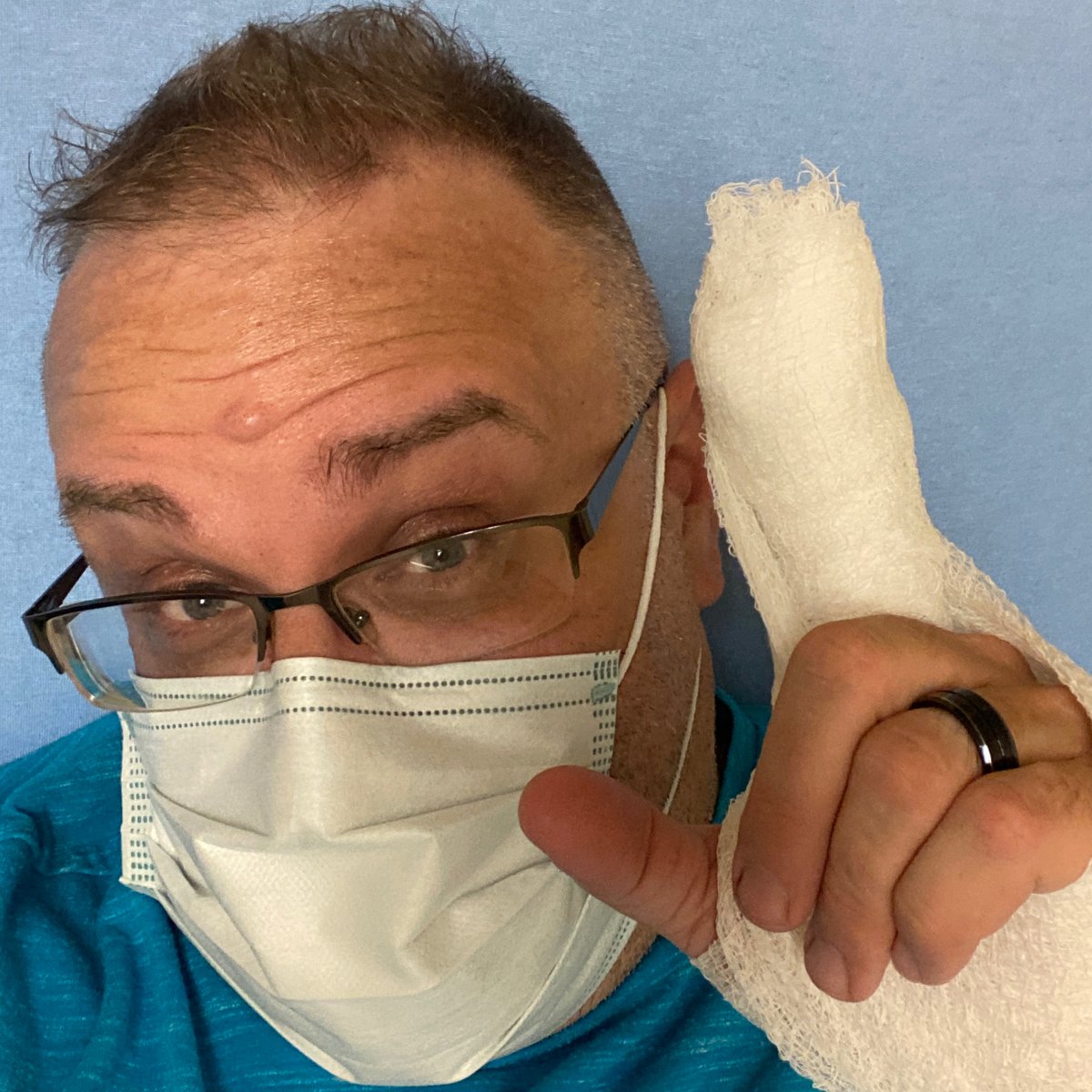 SteveSews2's tweet image. Last night I got in a fight with a rotary cutter cutting fabric and well … I lost! No stitches but I did take a big chunk out of my finger. Went to the ER, soaked my finger in sterile water, given an antibiotic and a tetanus shot. Sewing life! #rotarycutter #sewinglife