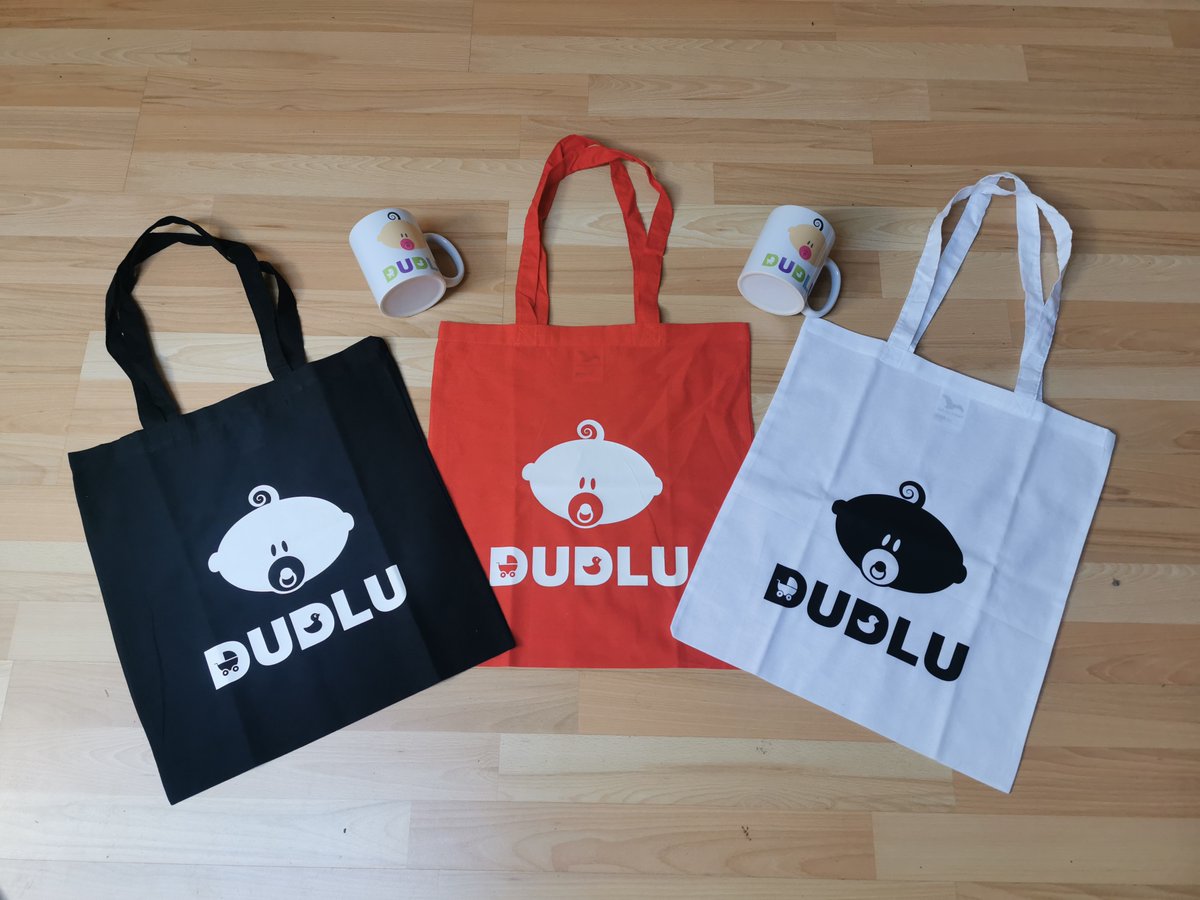 První merch od Bezva potisk na dětský den v Koháči 5. 6. kam dodáme 300 letadýlek,  pokud jste z okolí Českých Budějovic, přijďte :) #DUDLU | #DUDLUCZ