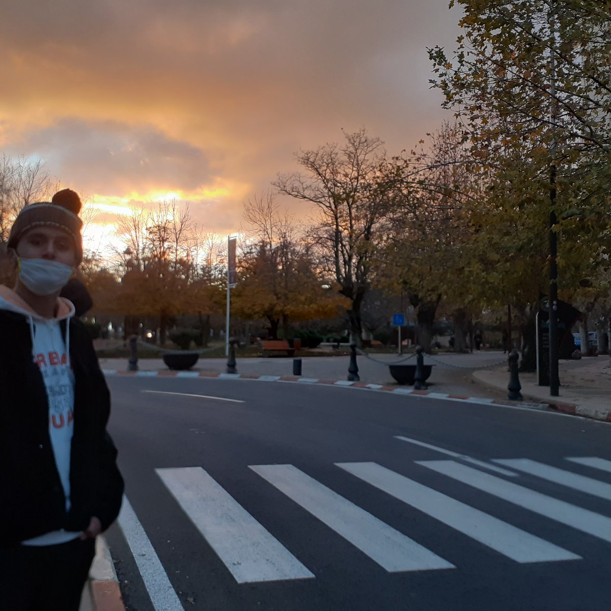 SiAziaz's tweet image. Apah