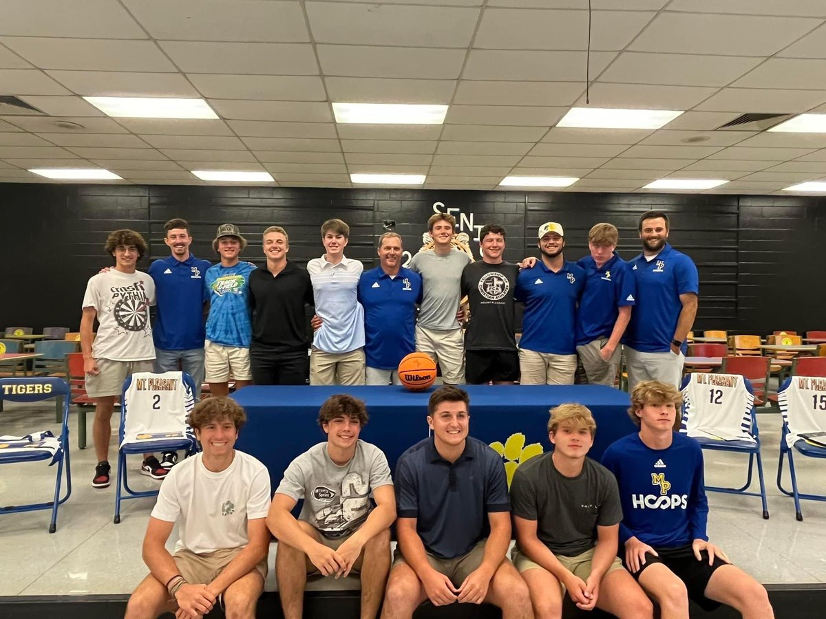 What a great group of young men! We wrapped up our season with our end of the banquet and it was a great night sharing stories and fellowship! This group defines FAMILY- not a slogan on the back of a shirt. They genuinely care and love their teammates! #MpHoops