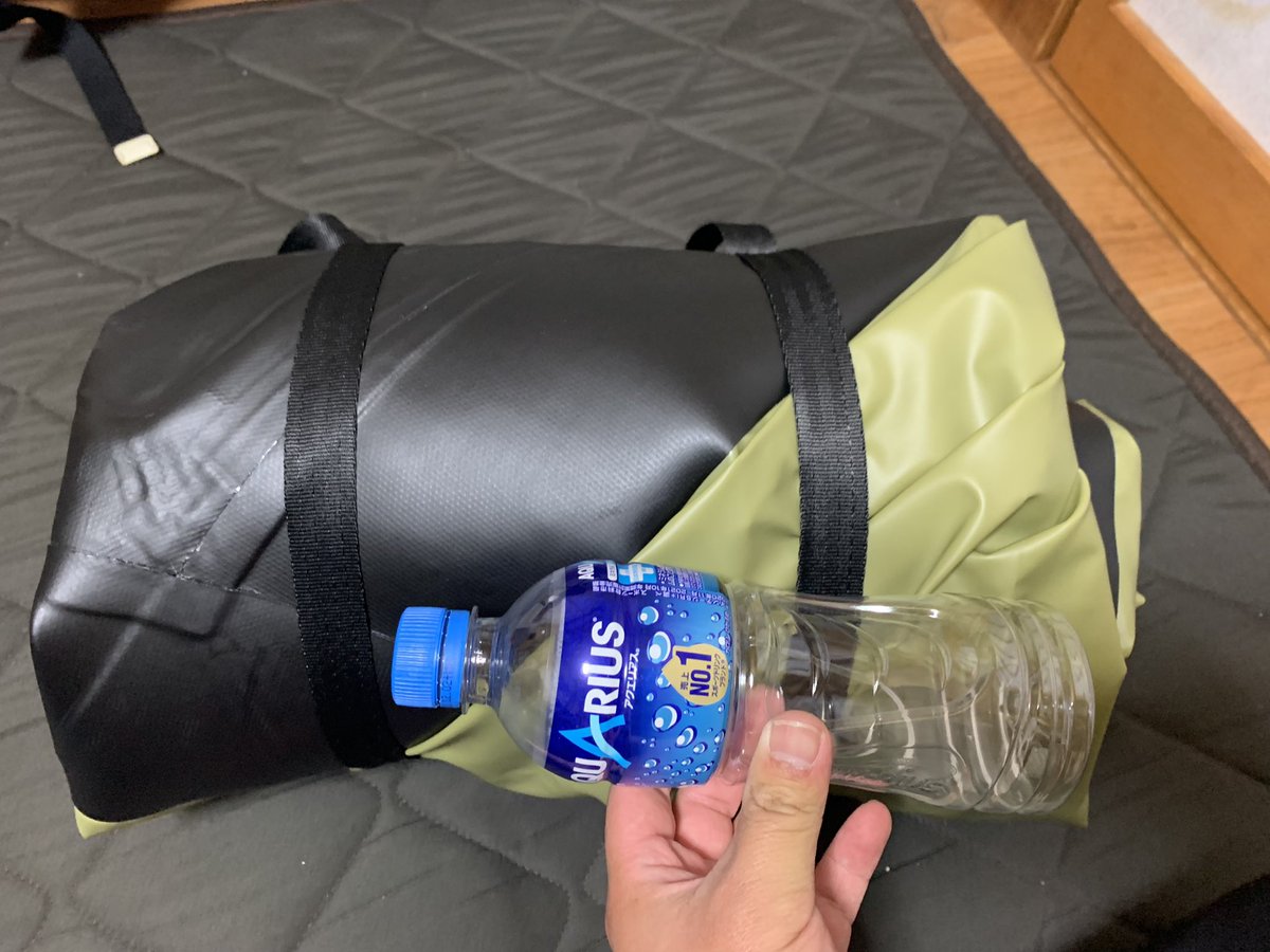 Oba_salmon's tweet photo. 新しい旅の道具を買ってしまった、、、。めっちゃコンパクト

これで水の上を旅できる。
これは絶対釣り旅との相性いいと思うんよなー、海外にも持ち歩けるサイズだと夢広がる、どことは言わんけど使いたい国がある https://t.co/eKi8bQHtvF