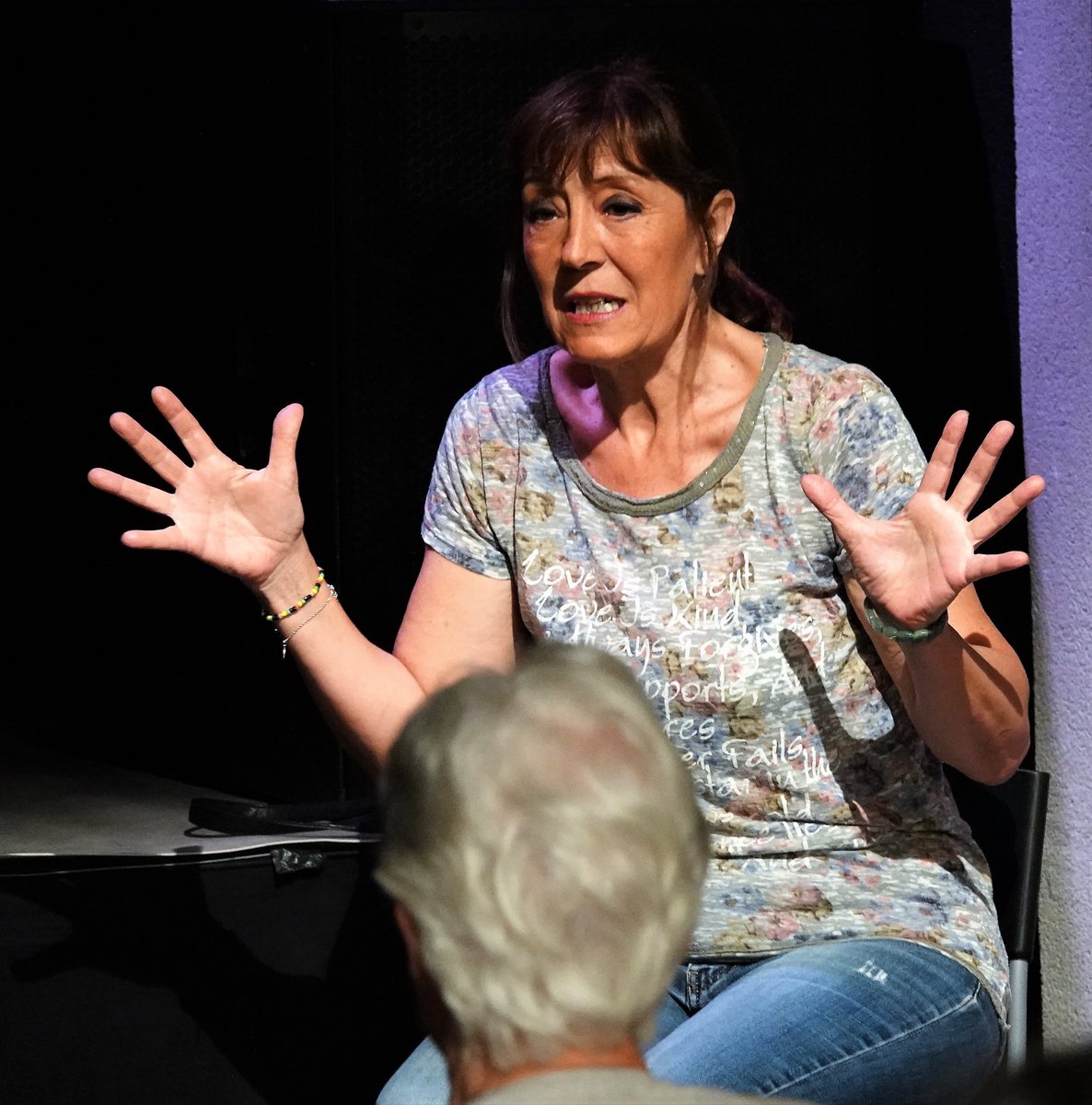CCTomasaCuevas's tweet photo. 👉TEATRE: SOLOS (report vital per a sis veus)
De: diversos autors i autores contemporanis
👉Companyia: @iccteatreobert  Direcció: Enric Estany
👉 PROPERES SESSIONS
DISSABTE, 11 DE JUNY, a les 20.00 h
DIUMENGE, 12 DE JUNY, a les 18.00 h
entrada: 4,50 euros
@BCN_LesCorts #teatre https://t.co/YUn2ST2nk3