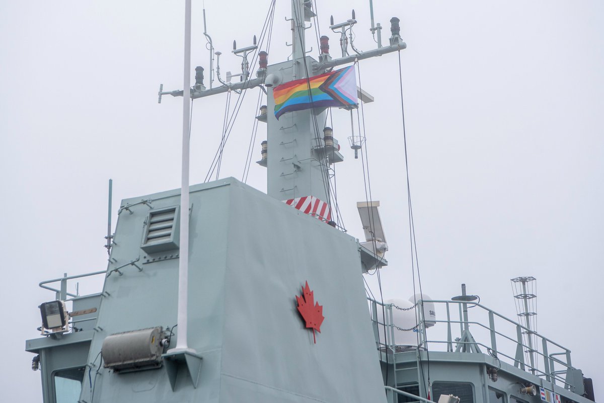 We thank our LGBTQ2+ sailors for their steadfast service to help make our Navy a safe, respectful and inclusive workplace that our members deserve. We celebrate the progress made over the last 30 years. 
Happy #PrideSeason 🏳️‍🌈