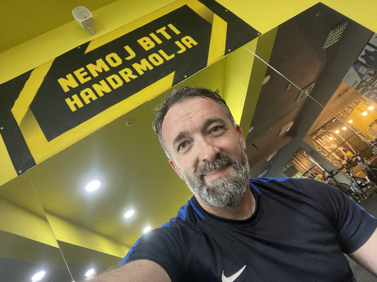 hamdijalj's tweet photo. Dinamika posla i života remeti kontinuitet treninga, ali moramo se boriti sa sobom za sebe 🤗 #ČuvajZdravlje #Crosssfit #Unity #Cazin https://t.co/ApFlHz8RlI
