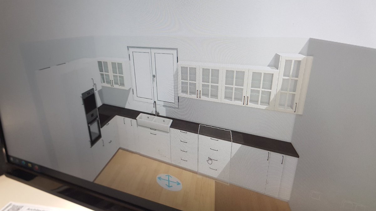 Boyer_monod's tweet photo. Déformation professionnelle, ou comment utiliser les travaux de chez-soi pour en faire des TP avec les élèves #UFA #bacpro #Melec au lycée G.Monod d'Enghien #monodElB   ( titre de la séance : refaire la cuisine de son prof  ) https://t.co/JW7vHduOWR https://t.co/JA4DoAFuYW