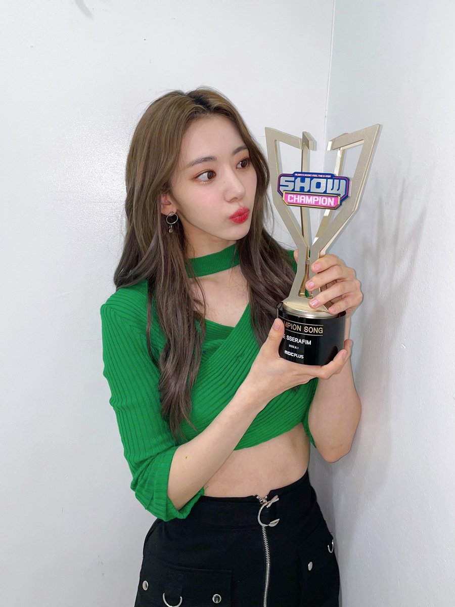 lesserafim_uni's tweet photo. 🌸 | Twitter
#SAKURA
Obtuvimos el 1er lugar en "Show Champion". Gracias por animarnos en voz alta desde esta mañana. ¡Gracias a ti, obtuvimos este premio! ¡Seguiré dando lo mejor de mí! ¡Te amo!
#LE_SSERAFIM #LE_SSERAFIM_FEARLESS #KPOP
#LE_SSERAFIM4thWin https://t.co/WDBQk01XsX