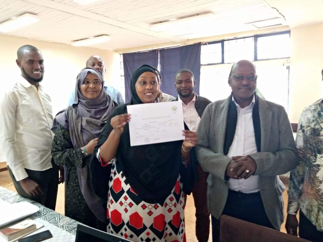AbdubaTume's tweet photo. I'm thrilled to announce that I have today been cleared by IEBC to run for Marsabit County Woman Representative position on a @KANUParty_ke ticket. Indeed the time for change is here. #TumTumeTumeBungeni https://t.co/V7L6KhZw1j