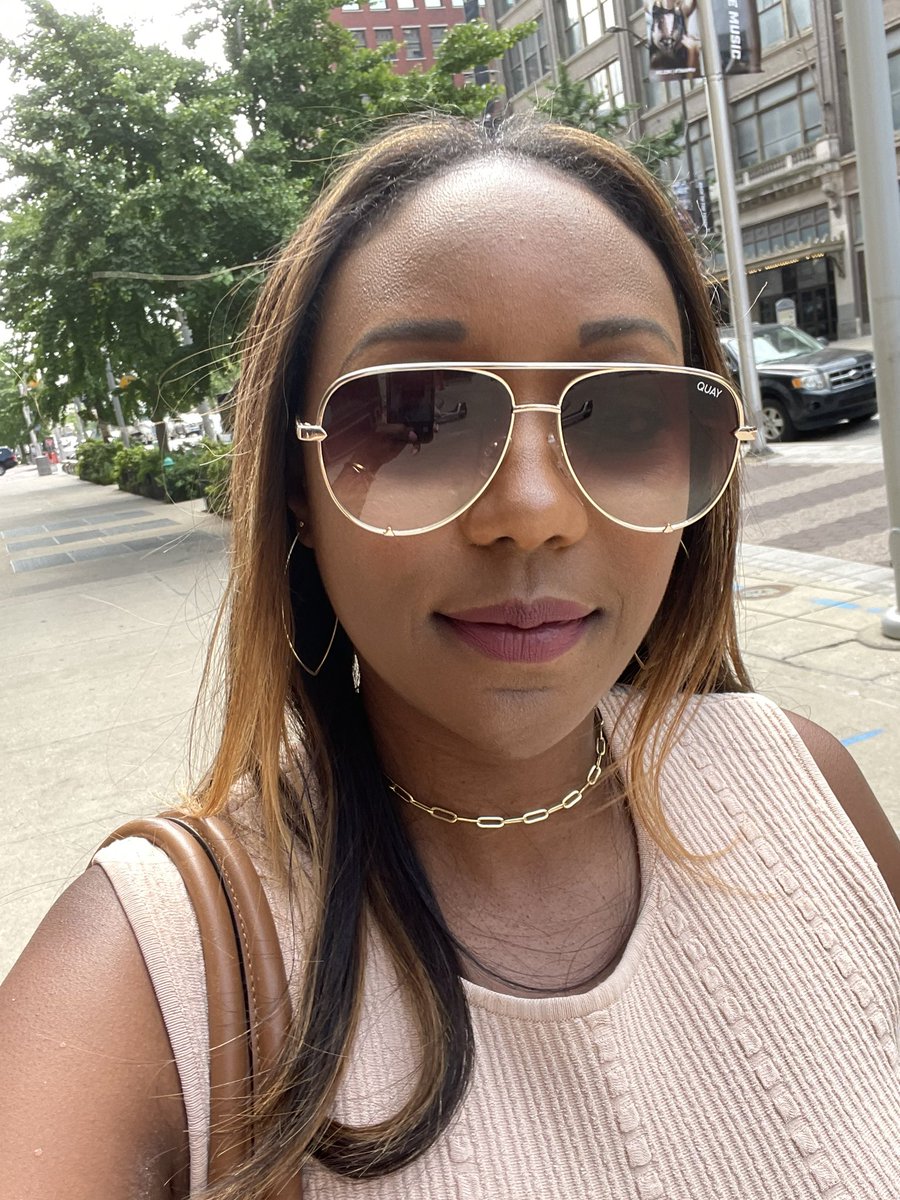 kaister31's tweet photo. @epiphany86 @quayaustralia Yes honey yes!! 😎 https://t.co/w23FZleNHt