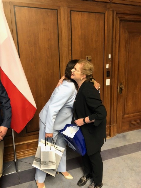 An honour to welcome Polish delegates, Deputy Speaker Małgorzata Gosiewska, Consul General of Poland, Magdalena Pszczółkowska, and staff yesterday. We shared an emotional conversation about the situation in Ukraine and we are united in our unwavering support for all Ukrainians.