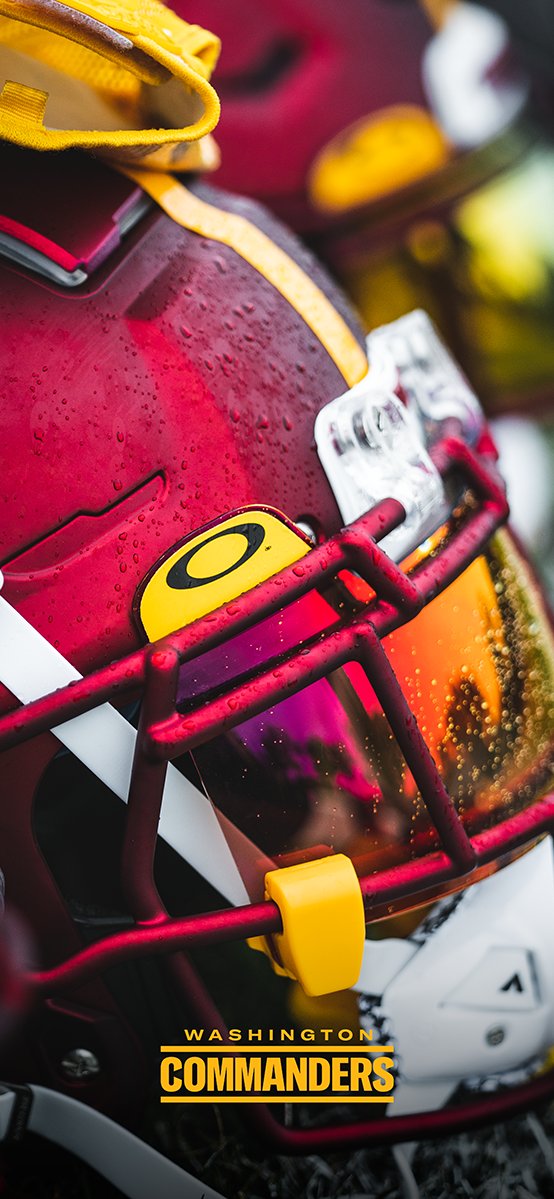 the HELMETS 🥵

#WallpaperWednesday | #HTTC