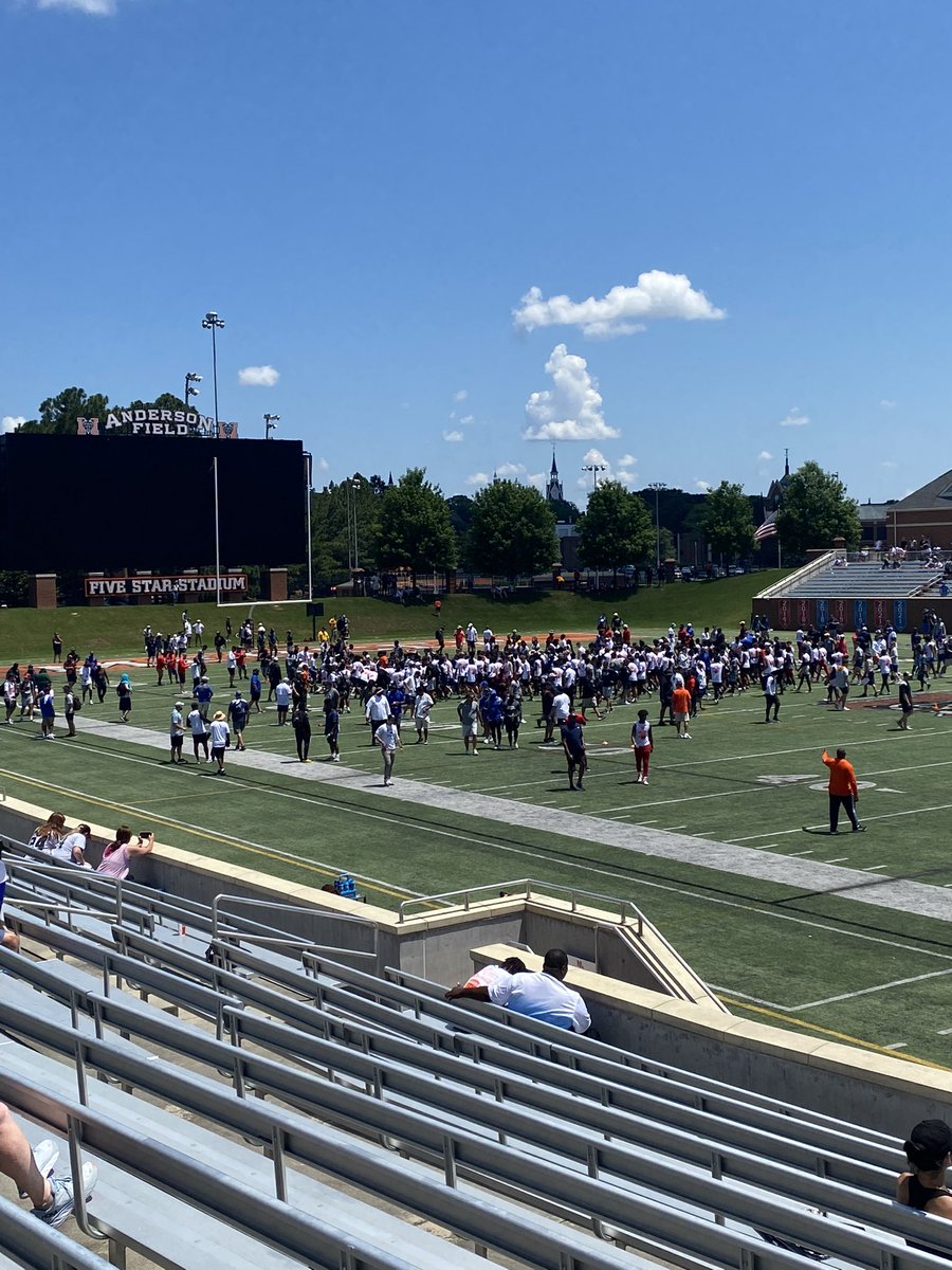 📍@MercerFootball - we here @BALLERSCHOICE1 @PlayBookAthlete @Elite11 @247Sports @UANextFootball @UAFuturesGame @EnloeClemons @rvfc10 @PlayBookAthlete @QBCollective @247Sports @247recruiting @Rivals @CoachMIL1 @InsideHashes @CoachBear7 @PhilHosey @Linebackers101 @KoachTaylor