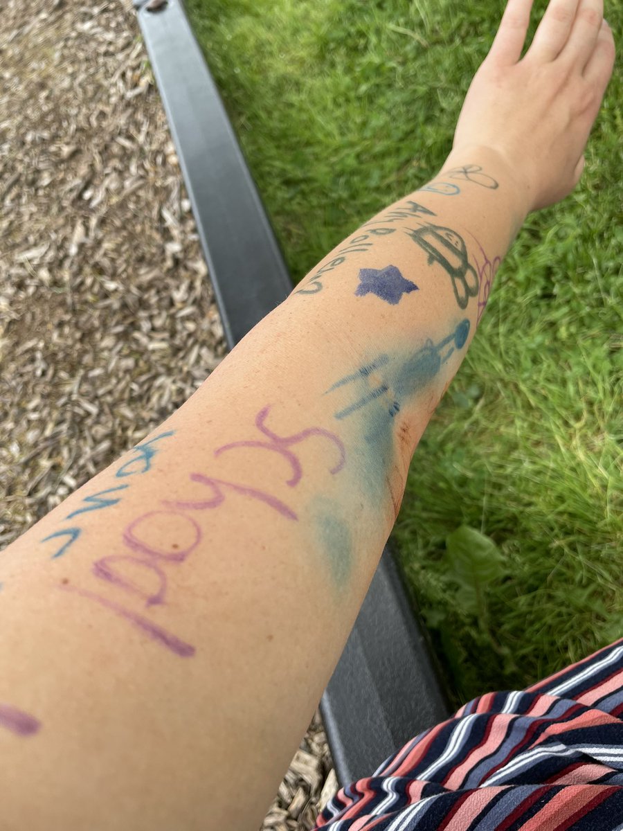 ldevriesbgcs's tweet photo. Extra recess and tattoos! https://t.co/CcH66jglVZ