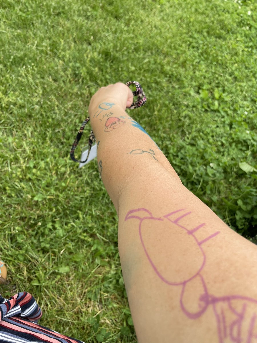 ldevriesbgcs's tweet photo. Extra recess and tattoos! https://t.co/CcH66jglVZ