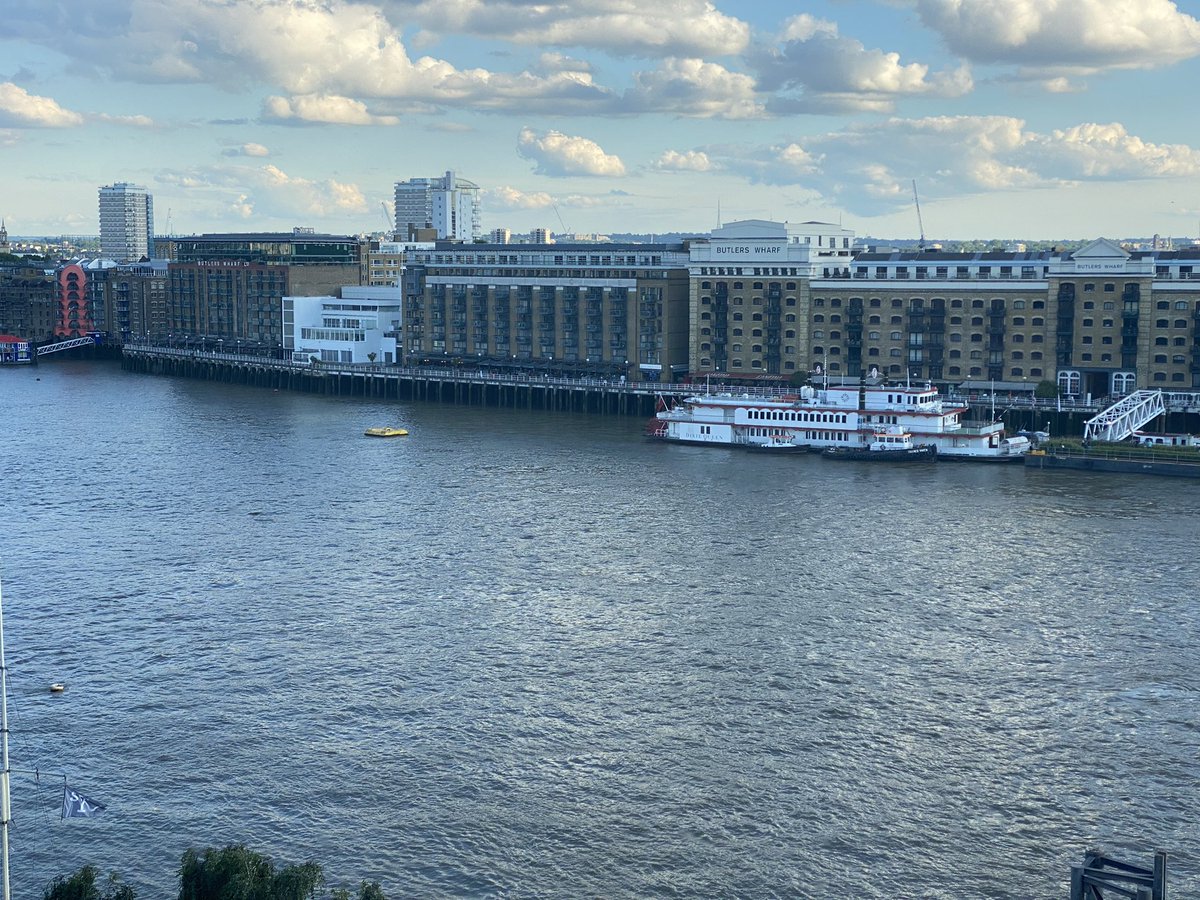 delta_shark's tweet photo. Not a bad view. https://t.co/BftILQrTpi