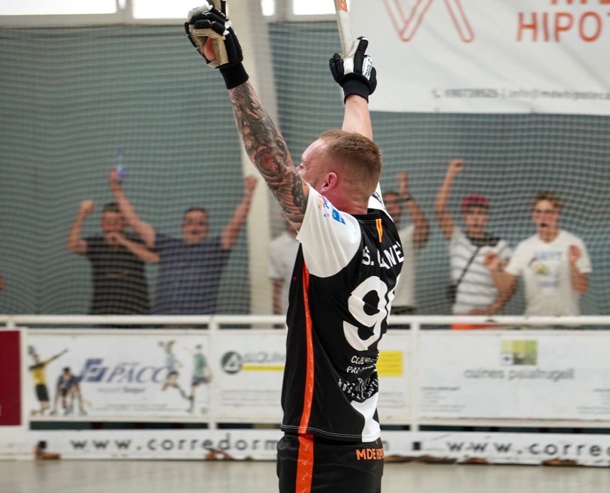 📢 COMUNICAT 📢

Sergi Canet finalitza la seva etapa com a jugador del Corredor Mató CH Palafrugell.

Et volem donar les gràcies per aquests tres aquests anys al club i desitjar-te molta sort en la nova aventura que estàs a punt d'emprendre! <a href="/scanet99/">Sergi Canet</a> 💪🏼