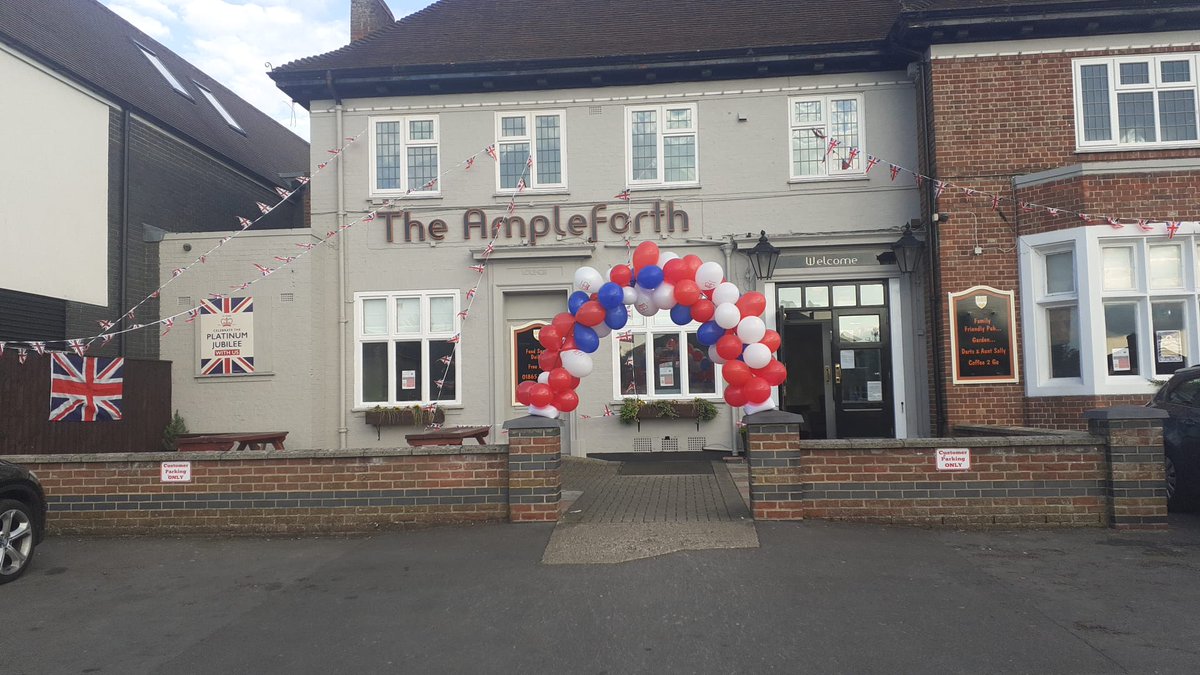 theampleforth's tweet image. 🇬🇧🥳🎶🎉🇬🇧🥳🎶🎉🇬🇧