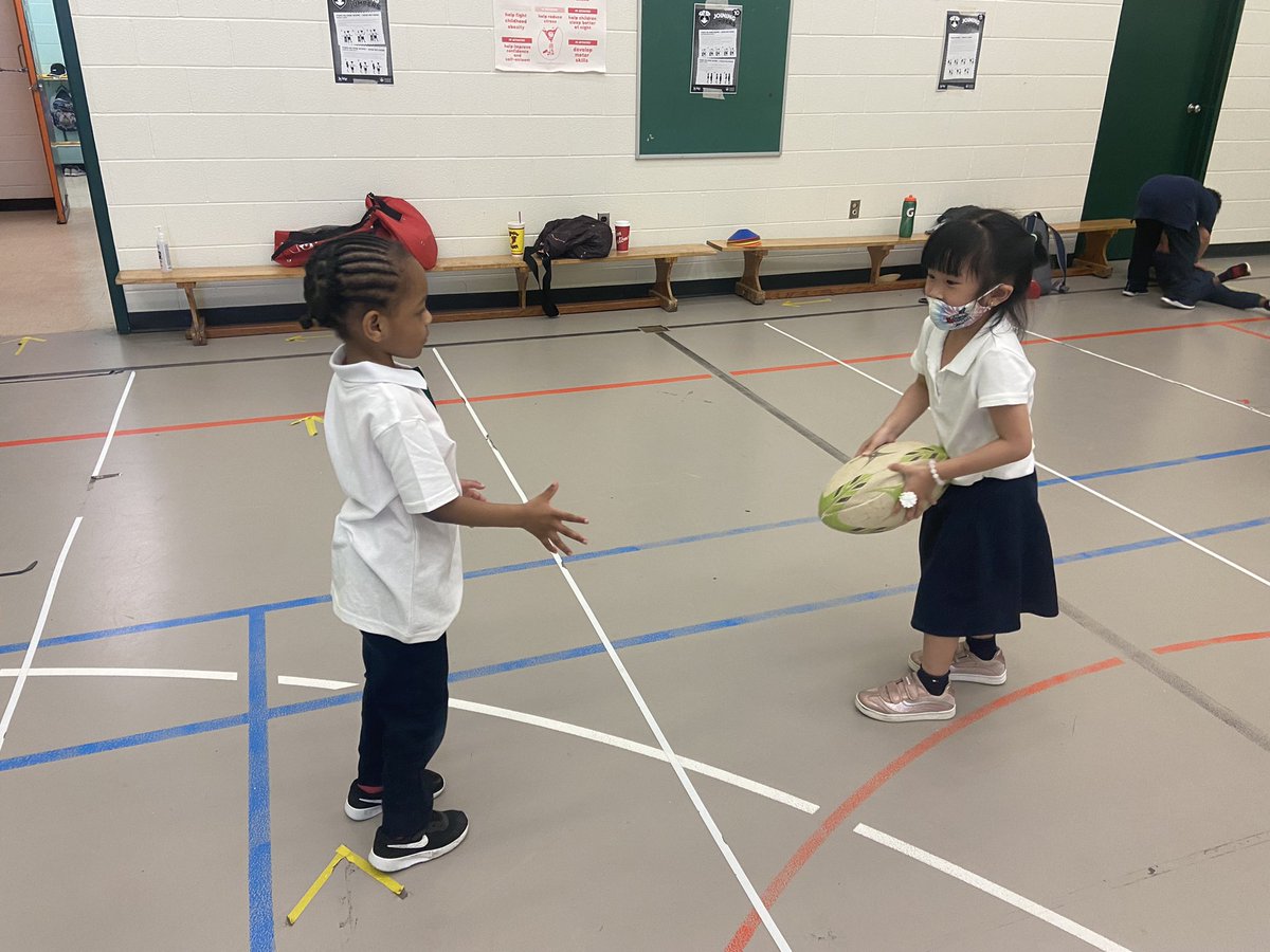 Jennifer Nazzarelli tweet media