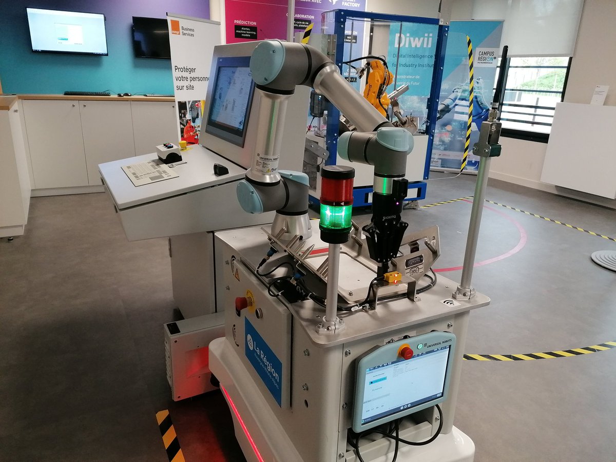 HerveCret's tweet image. Accueil des équipes @Nexans_ ce jour au 5glab @OrangeAuRA au @CampusRegion pour partage des projets IoT avec @AudigierJeanLuc @pfvalton notamment #Infrabird #smarttracking et #smartop