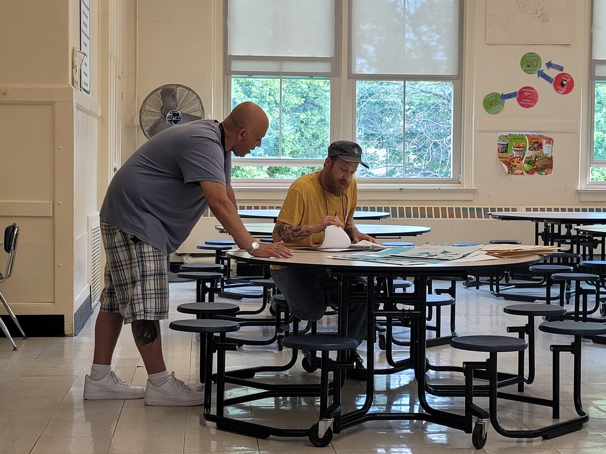 STEMatBlodgett's tweet photo. Syracuse STEM teachers work collaboratively while analyzing student work protocol during Thursday's professional development. #GoSTEMLions #SCSDPL @STEMatBlodgett @SyracuseSchools https://t.co/qsIhhqPb8P