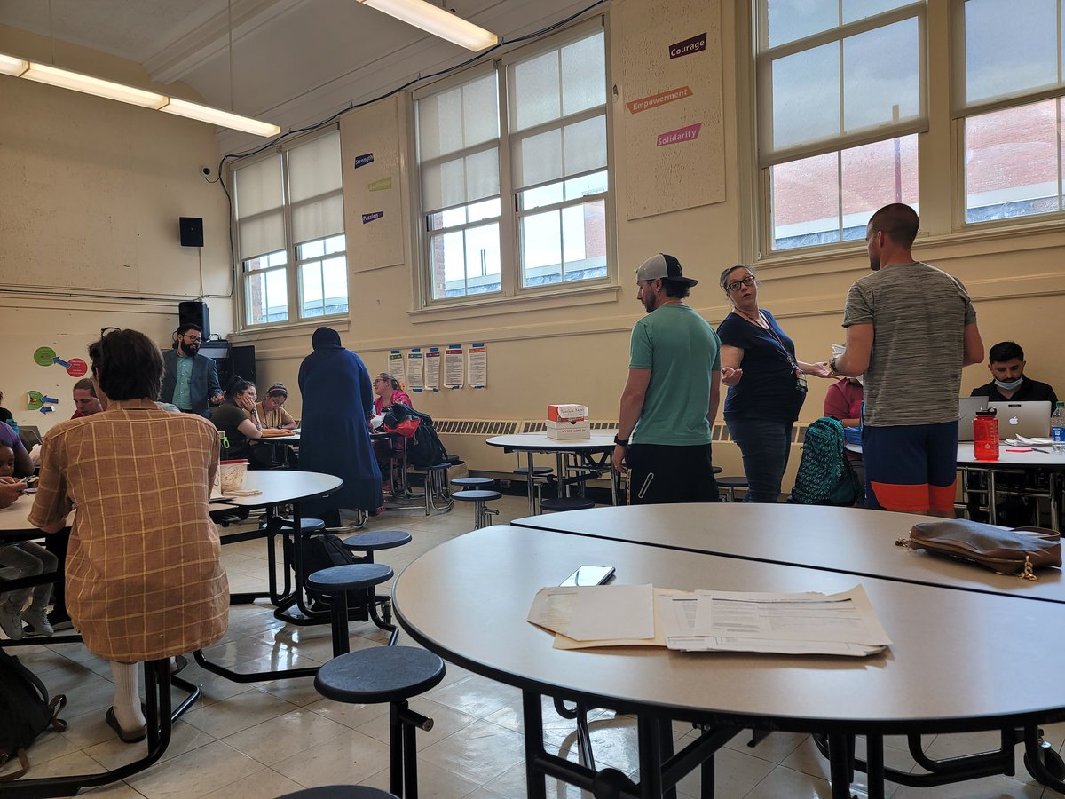 STEMatBlodgett's tweet photo. Syracuse STEM teachers work collaboratively while analyzing student work protocol during Thursday's professional development. #GoSTEMLions #SCSDPL @STEMatBlodgett @SyracuseSchools https://t.co/0TiqOX9axK