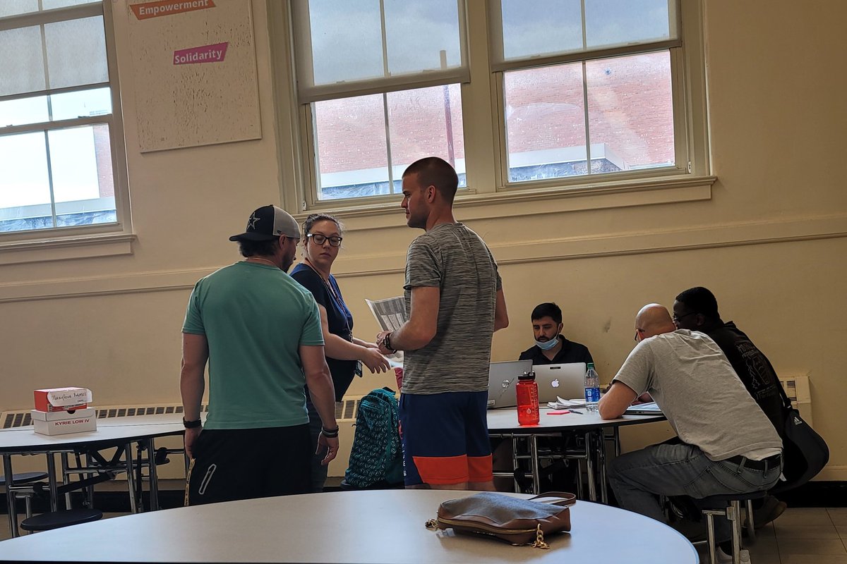 STEMatBlodgett's tweet photo. Syracuse STEM teachers work collaboratively while analyzing student work protocol during Thursday's professional development. #GoSTEMLions #SCSDPL @STEMatBlodgett @SyracuseSchools https://t.co/0TiqOX9axK