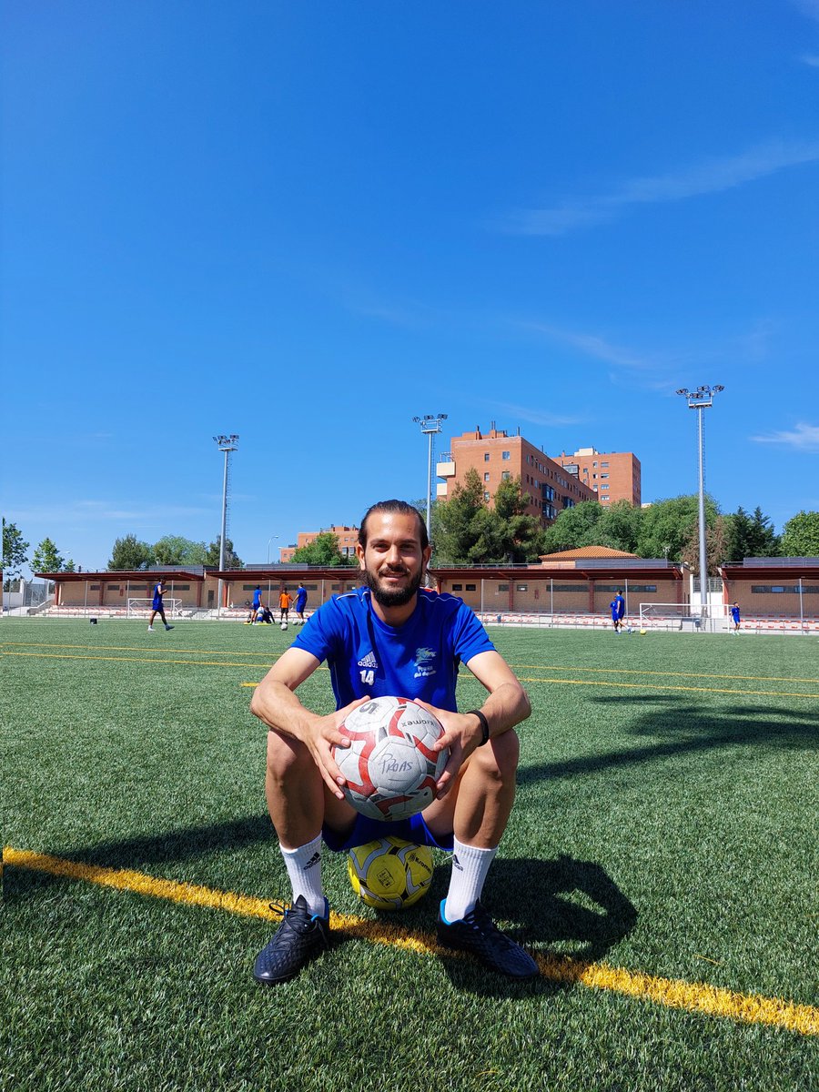 cdproas's tweet photo. El Capi termina la temporada con...33 GOLES!!😳🤯

Máximo goleador del club 2021-2022 - @alvaroventas10 🥳⚽️

#SomosProas https://t.co/DZstIdpd5I