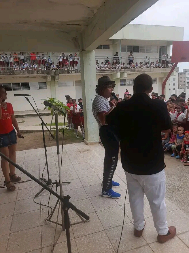 AguedoDme's tweet photo. Seguimos de fiesta con nuestros pioneros y el Proyecto de Palacio Provincial de Pioneros. De ellos somos, para ellos somos. @IsabelCamaguey @DmeCamaguey @CamagueyDPE #VamosPorMás #DiaInternacionalDeLaInfancia https://t.co/pXJ9TKxkww
