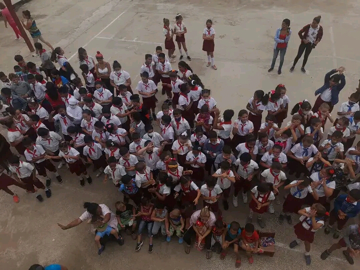 AguedoDme's tweet photo. Seguimos de fiesta con nuestros pioneros y el Proyecto de Palacio Provincial de Pioneros. De ellos somos, para ellos somos. @IsabelCamaguey @DmeCamaguey @CamagueyDPE #VamosPorMás #DiaInternacionalDeLaInfancia https://t.co/pXJ9TKxkww