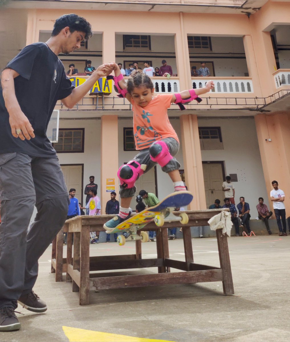<a href="/DEATHBITEMAG/">DEATHBITEMAGAZINE</a> <a href="/FlysquadSkate/">Flysquad Skateboarding</a> 
<a href="/AkhilTomsk8/">Akhil Tom</a> 
#skatekerala #skate