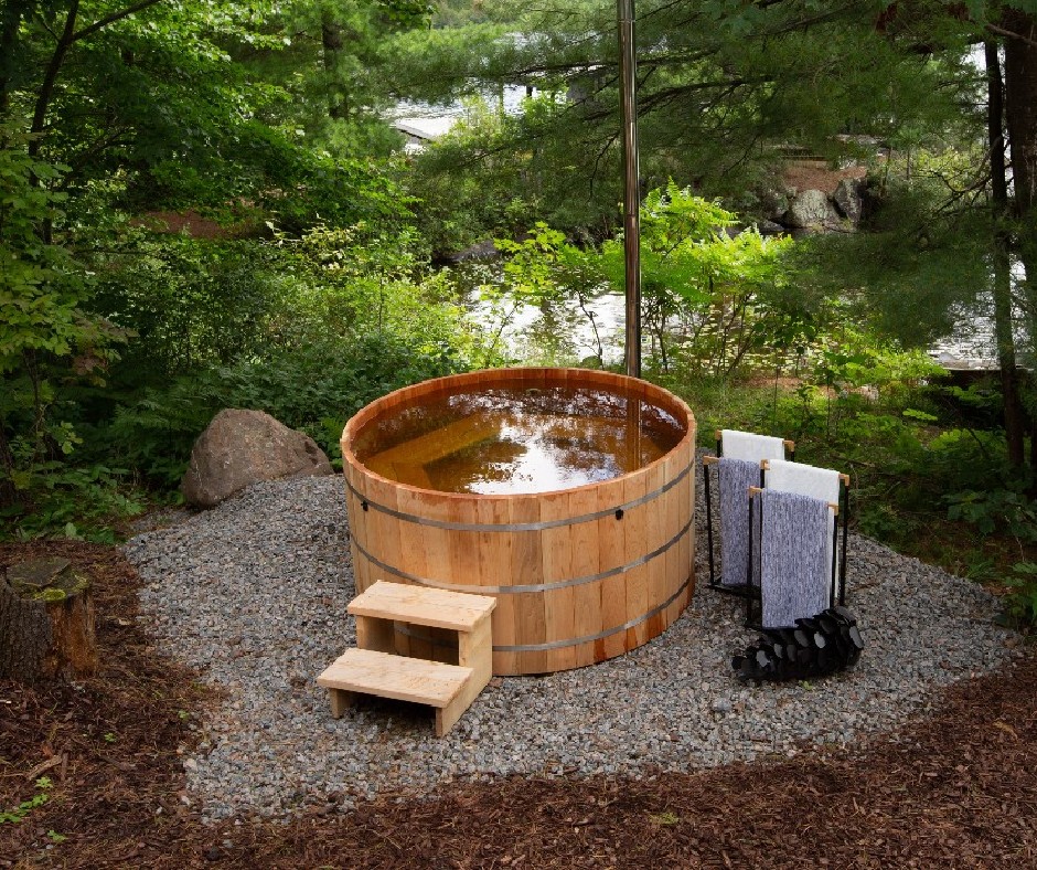 Scott McGillivray on Twitter "DYK? A woodfired hot tub heats up