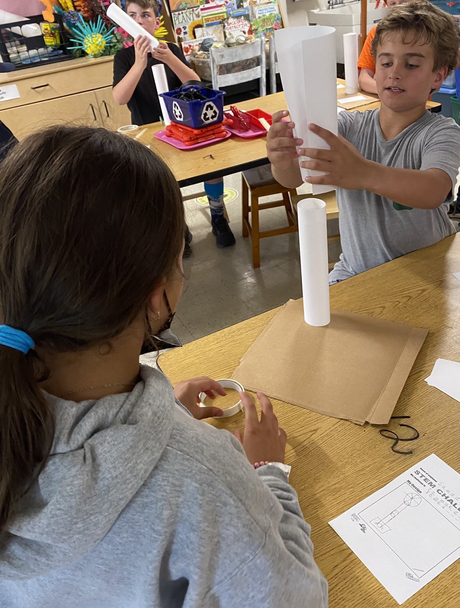 Kate_Loves_STEM's tweet photo. Beachball Towers for our last global lesson are growing our brains and reminding us that even during βsummer breakβ we can use simple materials to keep our brains active! #WHESThrivers @WHE_Whiskers https://t.co/cesK6oOdnU