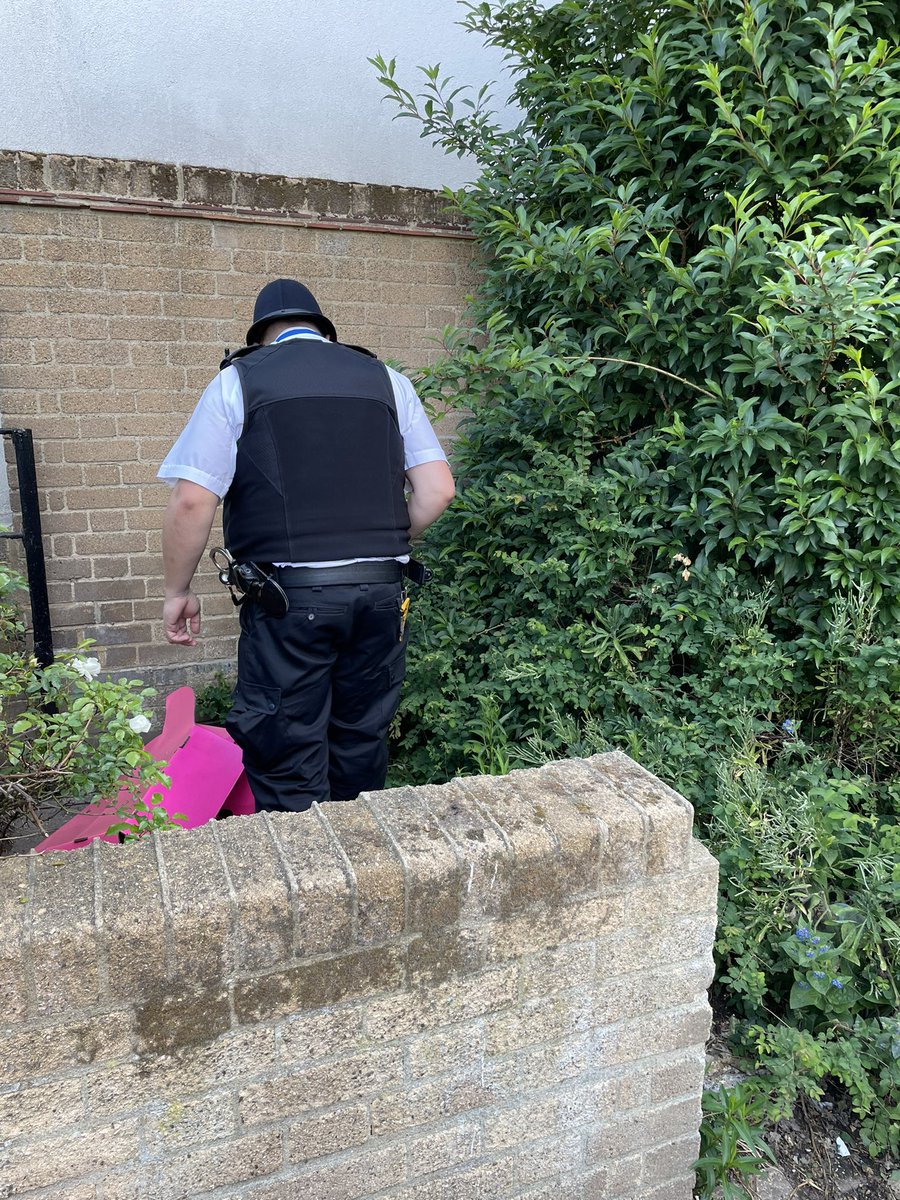 MPSAddison's tweet image. Today, we were out on patrol and conducted weapons sweeps around the ward. Nothing of note was found