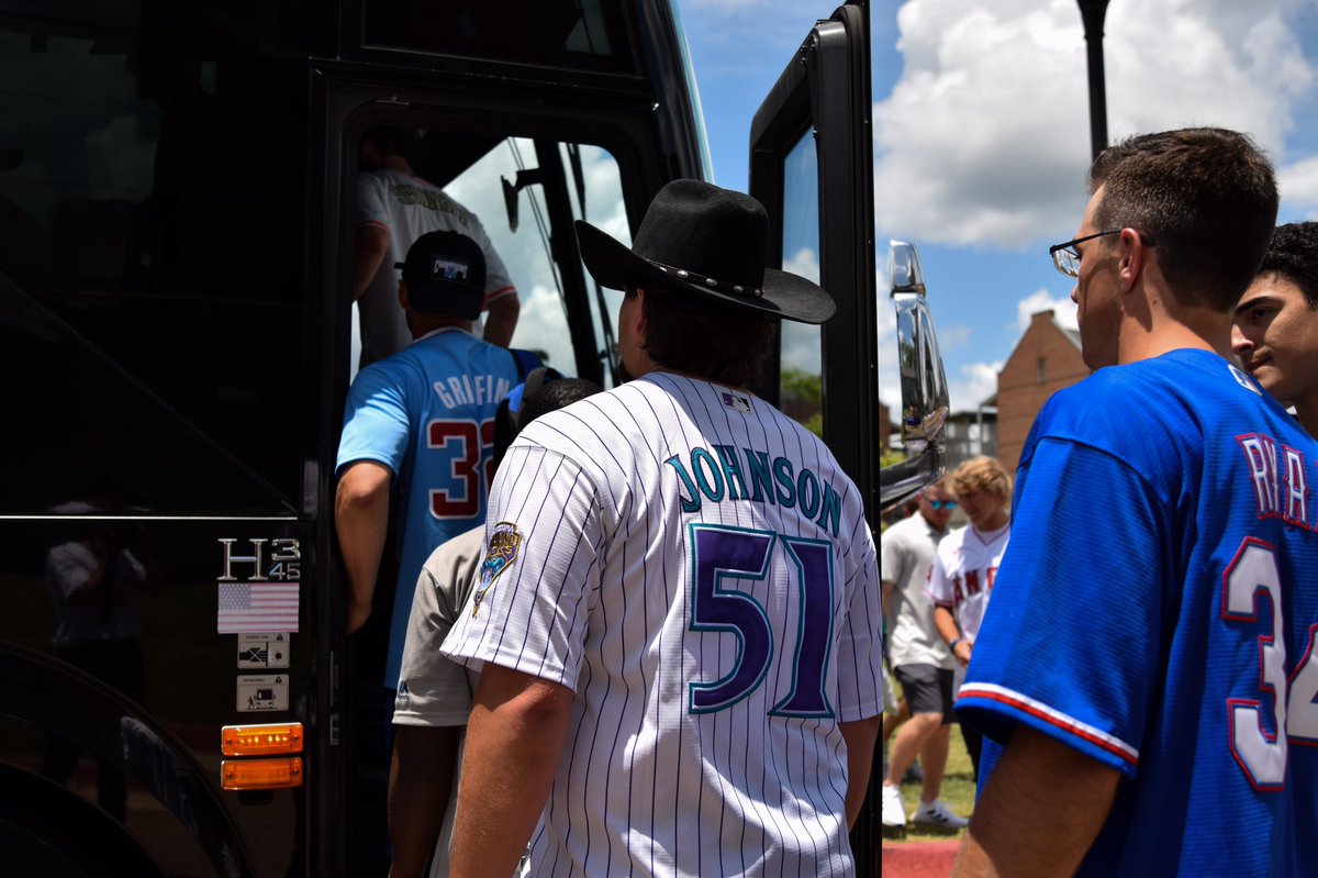 NCAABaseball's tweet photo. Jersey up for the road trip!

#RoadToOmaha x 📸 @LATechBSB 
https://t.co/QTesGF4W7N