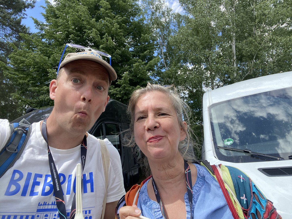 Danke für eine bunte und abwechslungsreiche #CoCon22 von <a href="/COPETRI1/">COPETRI</a> in #Offenbach. 

Ich nehme viele Impulse auf meinem Weg mit. 

Danke für viele Gespräche und Menschen, denen ich wieder begegnet bin. Danke auch für neue Kontakte und Geschichten.