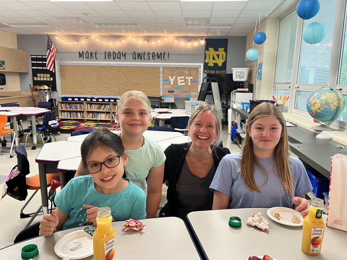 JMilesClass's tweet photo. @Spiritof67LF Breakfast and board games!  We had so much fun- lots of giggles for sure! #cherokeeinspires #findingjoy67 https://t.co/QBoH9AWze4
