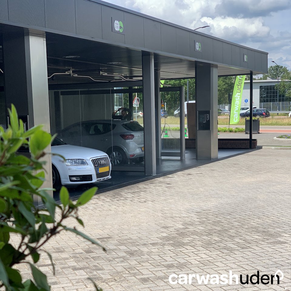 CarwashUden tweet media