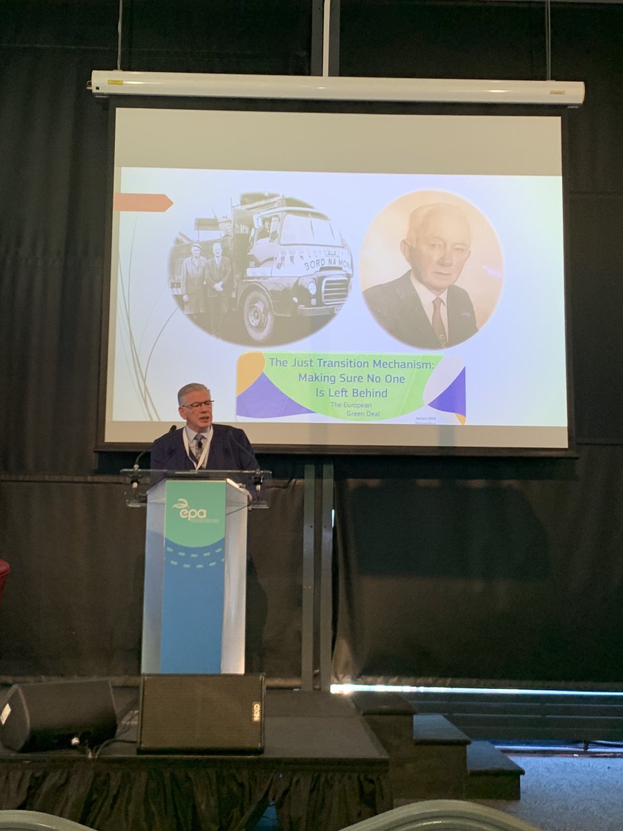 HaleyRoseTho's tweet photo. Wow. “The community that doesn’t have a boat when the tide rises will drown” 🥲 Tears in my eyes listening to Padraig Boland talk about #JustTransition for the Midlands. Truly remarkable. 💚

#ClimateConference2022 https://t.co/pkPFiXJM94