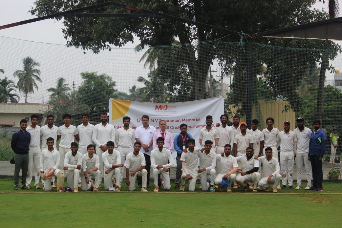 mrseetharam's tweet photo. It's a proud moment to be part of the victory celebrations of the MSRIT students winning in the Chamaraju Memorial Cup Cricket Tournament organized by RV College of Engineering and Dr. M V Jayaram Cup organised by MVJ College.
#MSRIT #Cricket #MVJC #RVCE https://t.co/Bu6WAGHffn