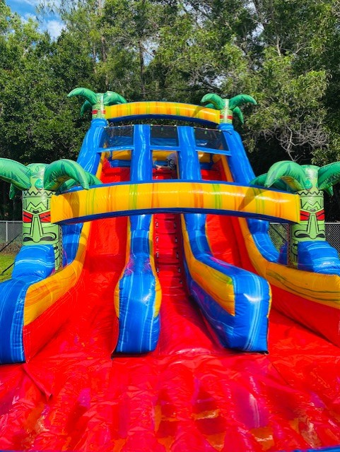 ColonialElem's tweet photo. End of the Year Waterday Celebration for all students! 🛝☀️😎#loveleeschools #leetweets #waterdayfun https://t.co/N1xxPI0eUW