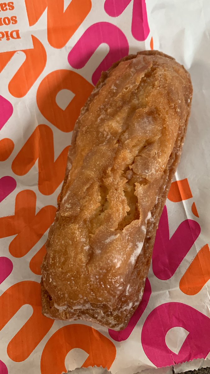 TKCinelli's tweet photo. @dunkindonuts what’s going on with Glazed Sticks in MA they barely have any glaze it’s practically a plain stick! This was purchased in Wrentham MA https://t.co/kxg84q1awJ