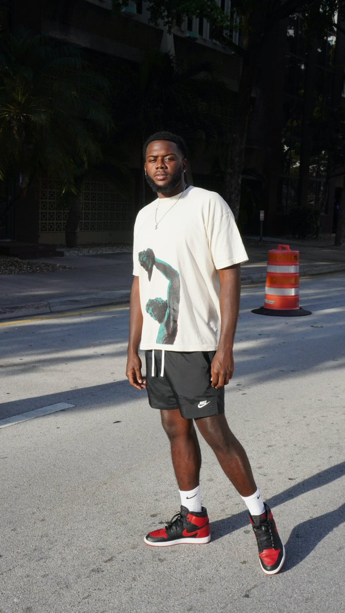 severe8th's tweet photo. Today is the 1st year anniversary of SevereParty being official in business. First and for most i wanna thank God and everyone who have supported me in this journey. Following your passion is not easy but its well worth it. For today only shirts will be 20% off 🎉🎉 https://t.co/JWkcVRVzvo