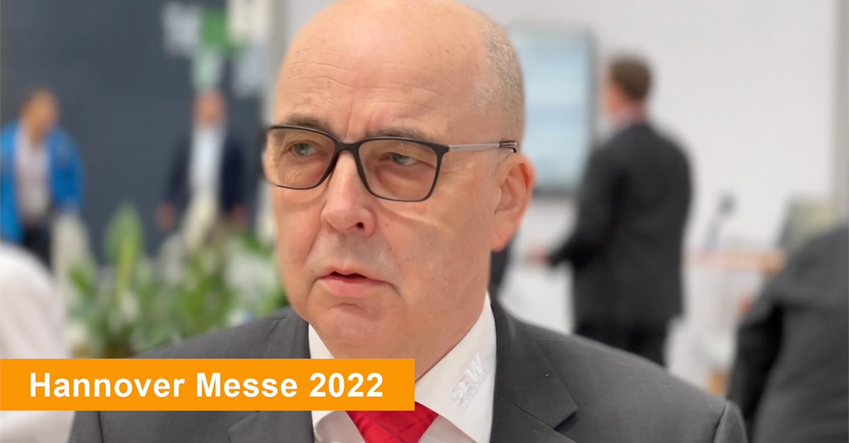 Johann Soder, <a href="/SEWEURODRIVE/">SEW-EURODRIVE</a> über #Nachhaltigkeit, eines der Topthemen in der #Antriebstechnik. Für viele Firmen eine große Herausforderung, die aber auf lange Sicht neue Chancen bietet. #kreislaufwirtschaft #hm22 #Video youtube.com/watch?v=o7TWjd…