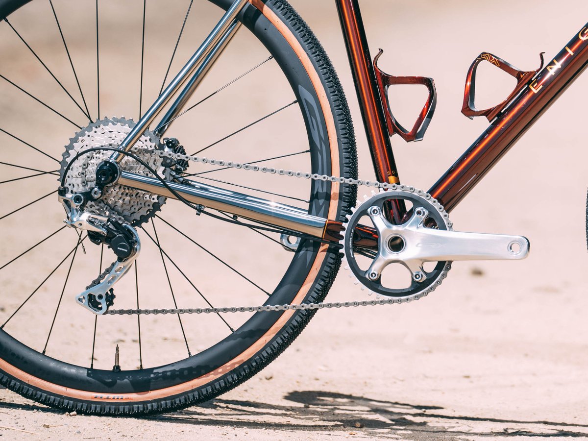 Enigmabikes's tweet photo. We are very proud to have been chosen by Shimano to build an Esker Gravel frameset to launch the new limited polished version of the hugely popular GRX groupset.
#shimanogrxltd #handmadebike #handmadeinsussex #Titaniumbike #shimanogravel #csixcomponents https://t.co/LjWaCXSaj5