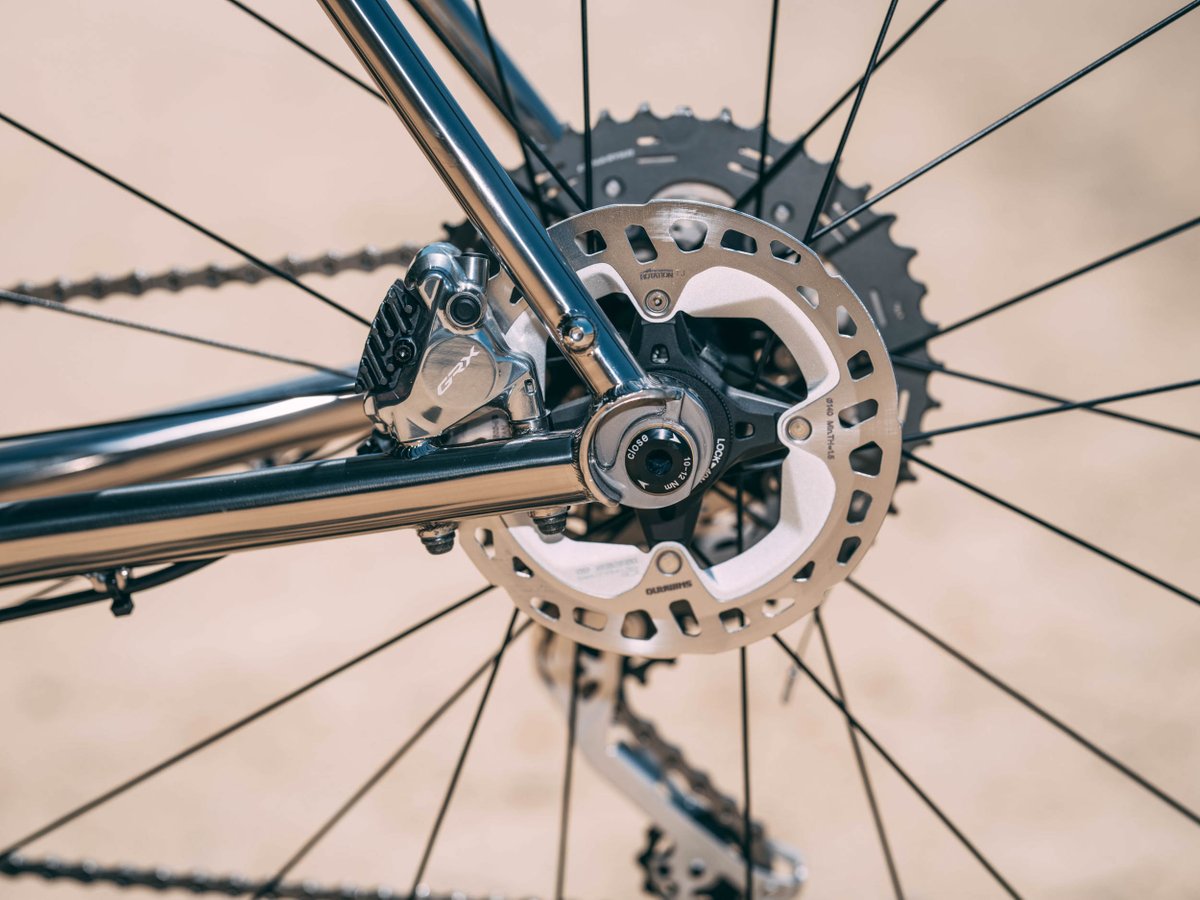 Enigmabikes's tweet photo. We are very proud to have been chosen by Shimano to build an Esker Gravel frameset to launch the new limited polished version of the hugely popular GRX groupset.
#shimanogrxltd #handmadebike #handmadeinsussex #Titaniumbike #shimanogravel #csixcomponents https://t.co/LjWaCXSaj5