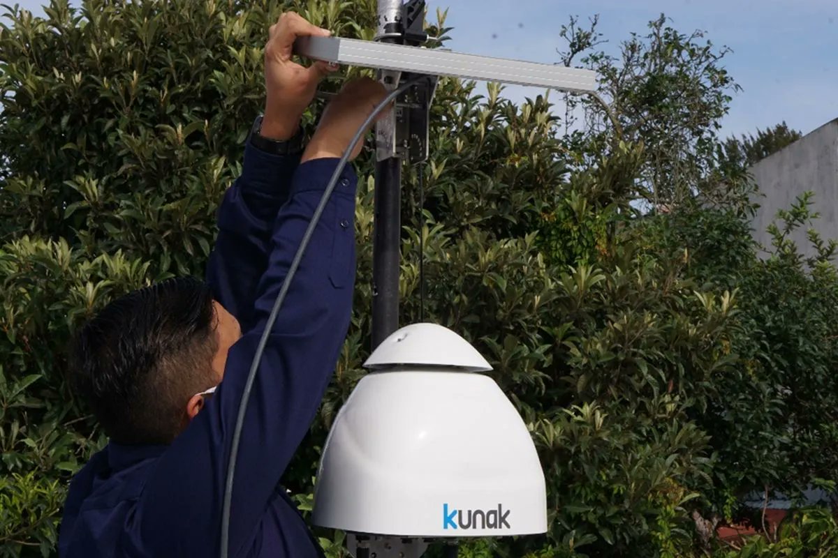 KunaK_sensing's tweet photo. In #controlledburning operations it is advisable to take into account #airquality and weather conditions, especially wind conditions. And our Kunak AIR Pro stations meet both requirements https://t.co/F3q3GINXk1 https://t.co/exhQMLbiDL